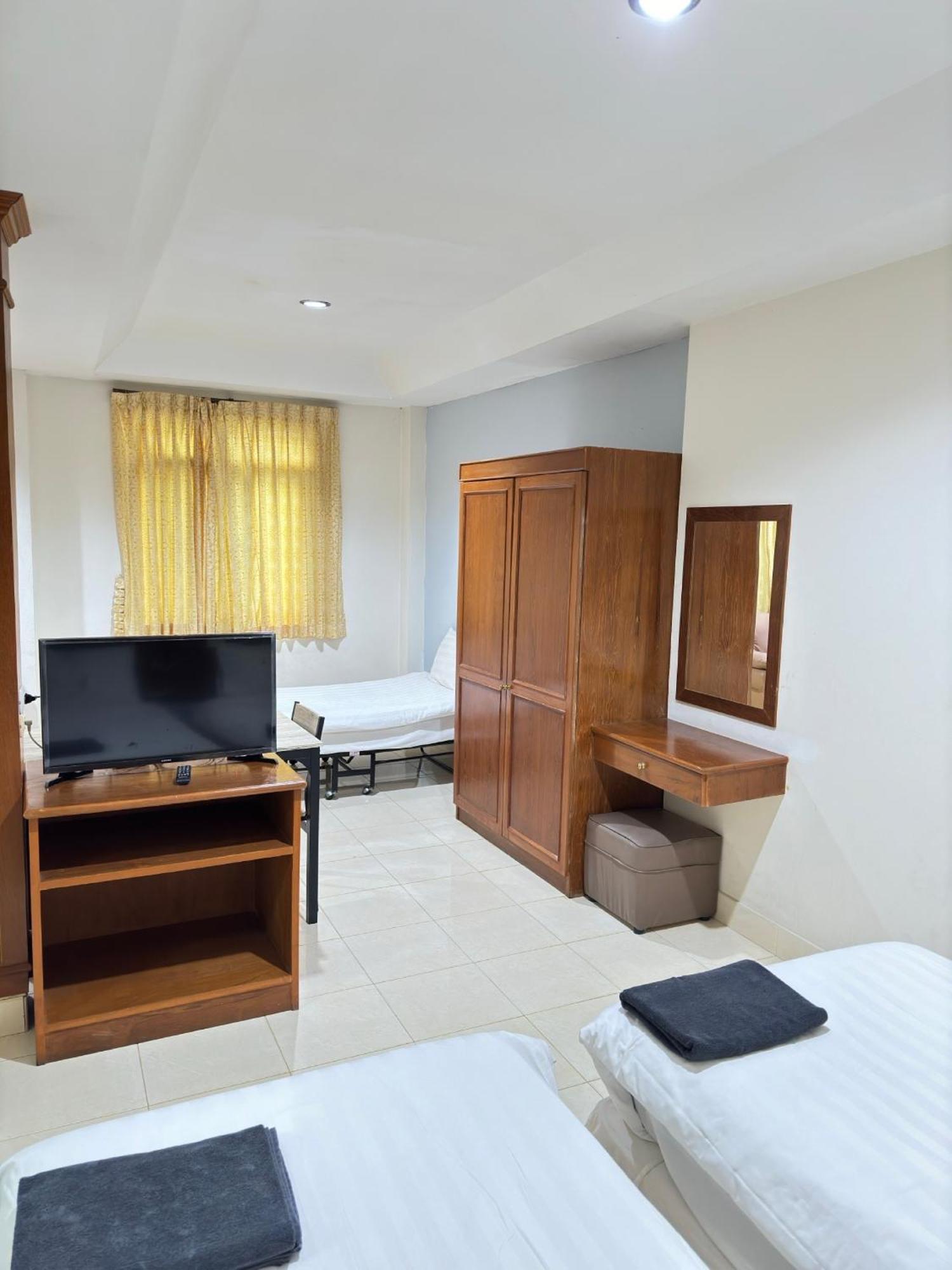 Sun & Beach Pattaya Εξωτερικό φωτογραφία